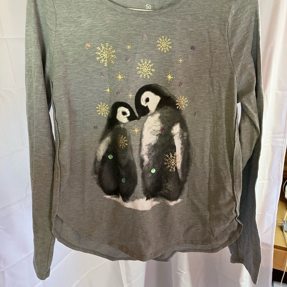Four Top Long Sleeve Bundle - Picture 11 of 13